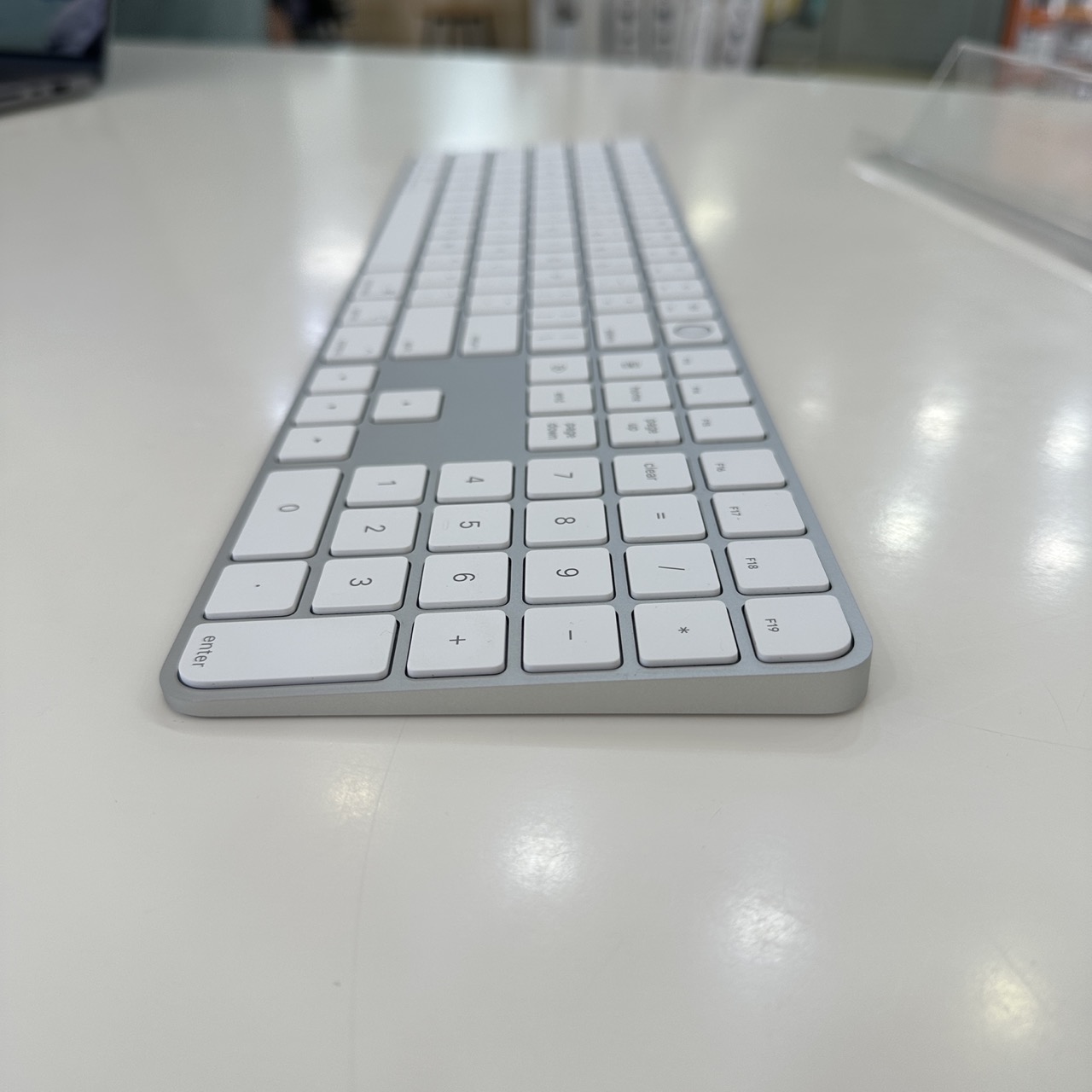 Apple Magic Keyboard Touch ID with numeric keypad