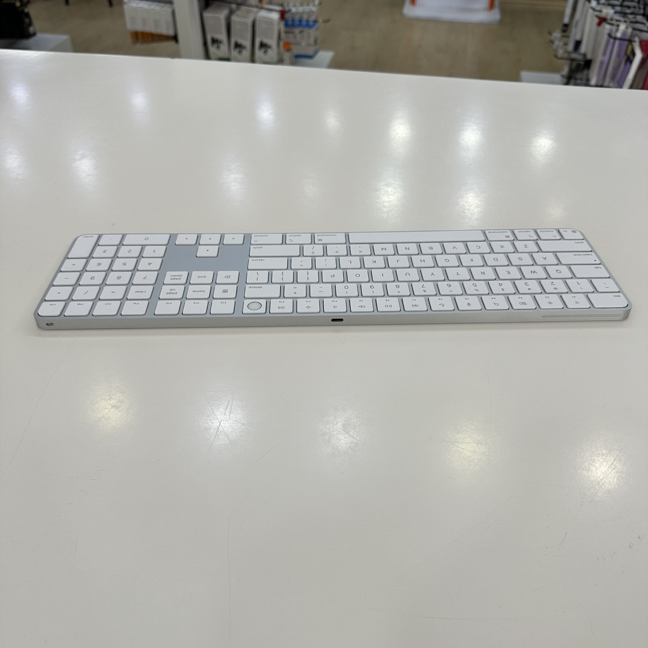 Apple Magic Keyboard Touch ID with numeric keypad